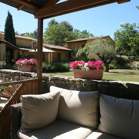 ヴナスク Le Mas Des Pierres Blanches Bed & Breakfast エクステリア 写真