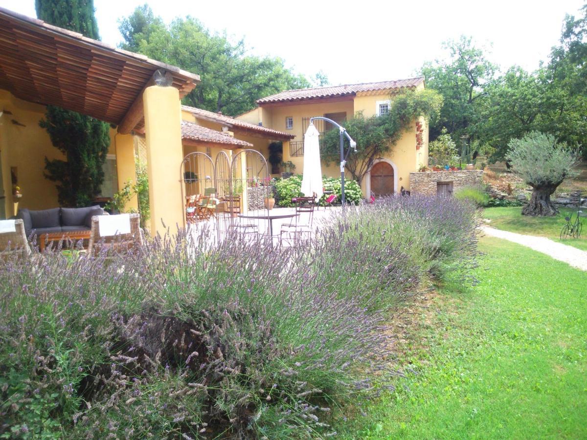 ヴナスク Le Mas Des Pierres Blanches Bed & Breakfast エクステリア 写真