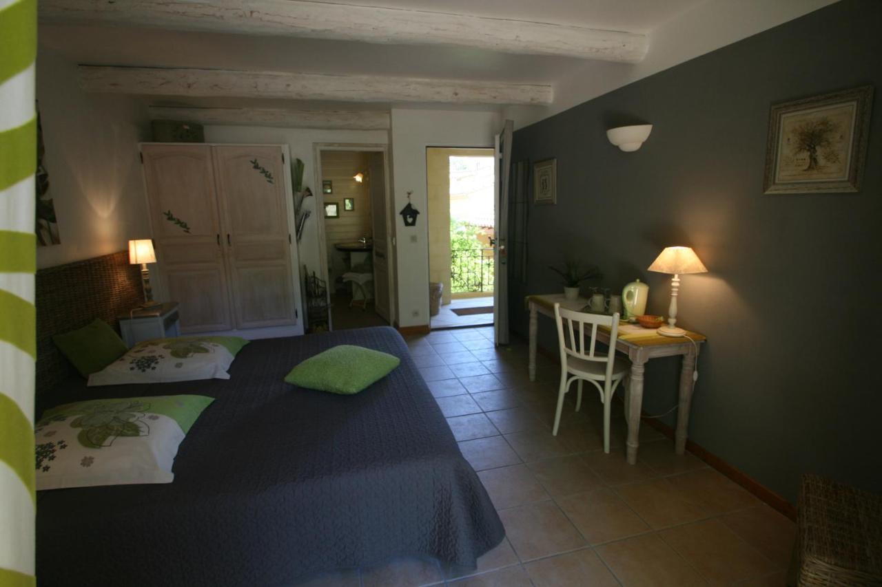 ヴナスク Le Mas Des Pierres Blanches Bed & Breakfast エクステリア 写真